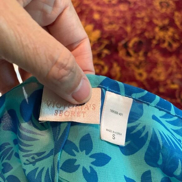 Victoria Secret Pool Pants - Picture 4 of 4